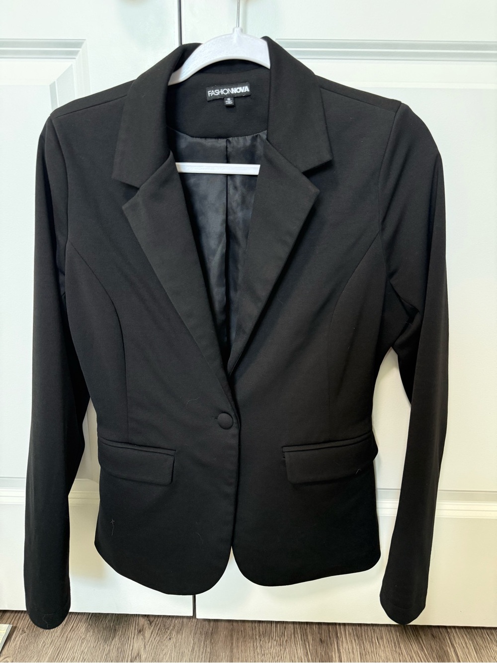 Fashion Nova Black Single-Button Tailored Blazer